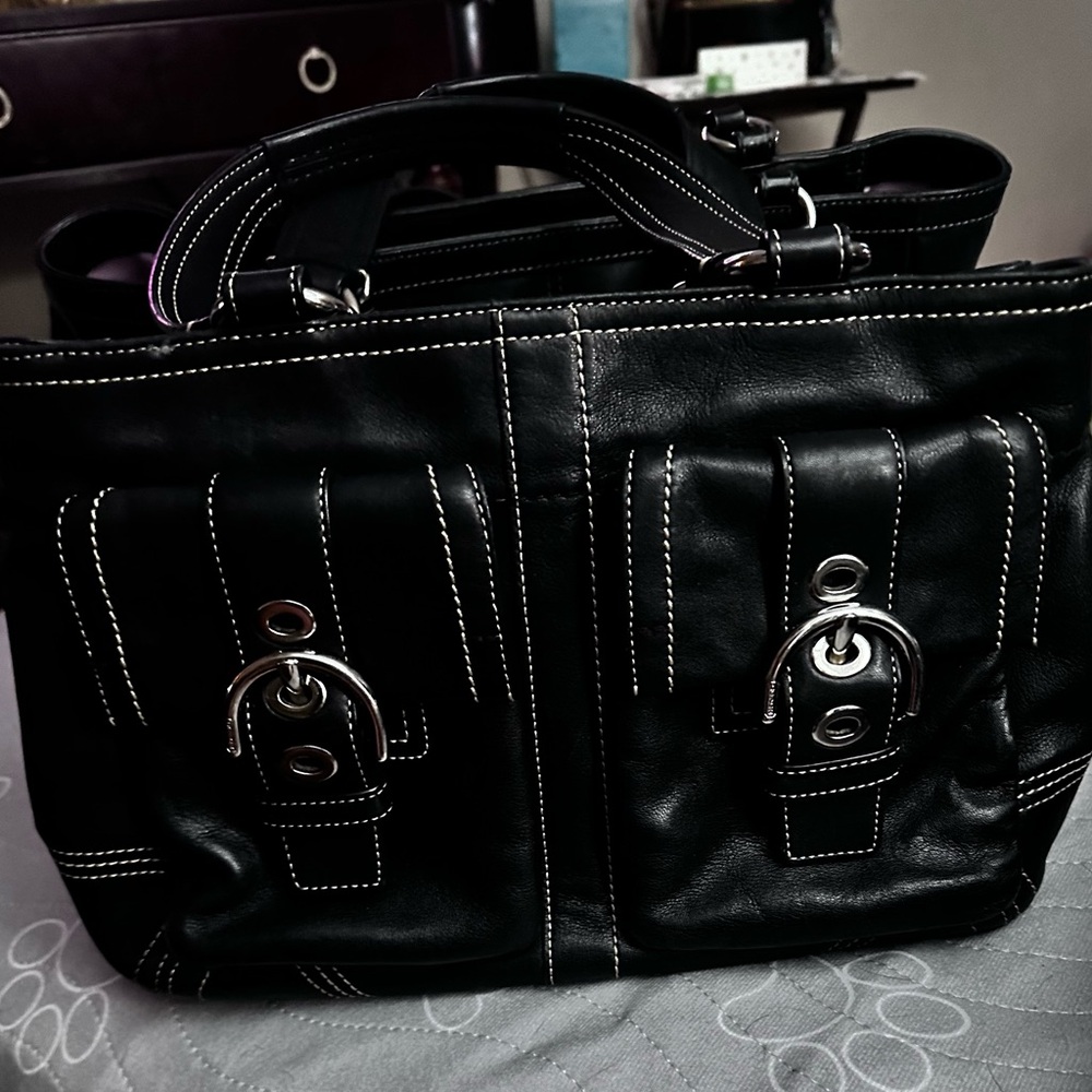 COACH Black Leather Purse Bag Style F08A09 Soho Double Handle Pockets Black
